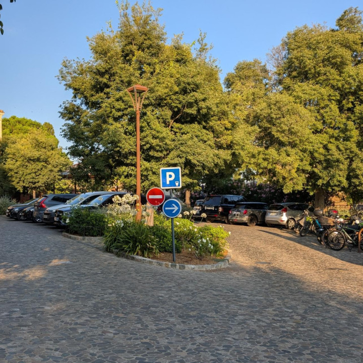 LES PARKINGS